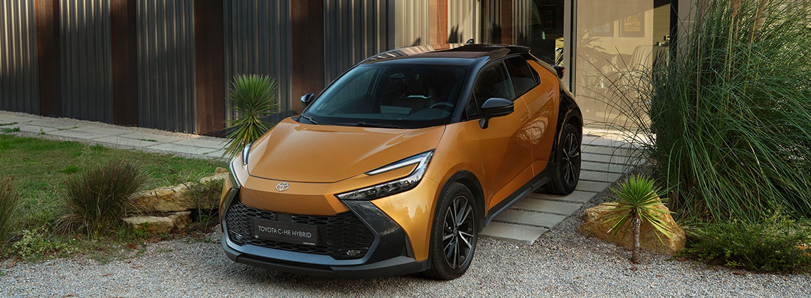 Toyota C-HR Hybrid'le Tarzınızı Ortaya Koyun