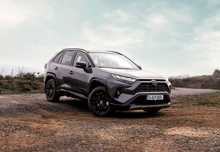 RAV4 HYBRID - FARK EDİLMEYİ SEVENLER İÇİN